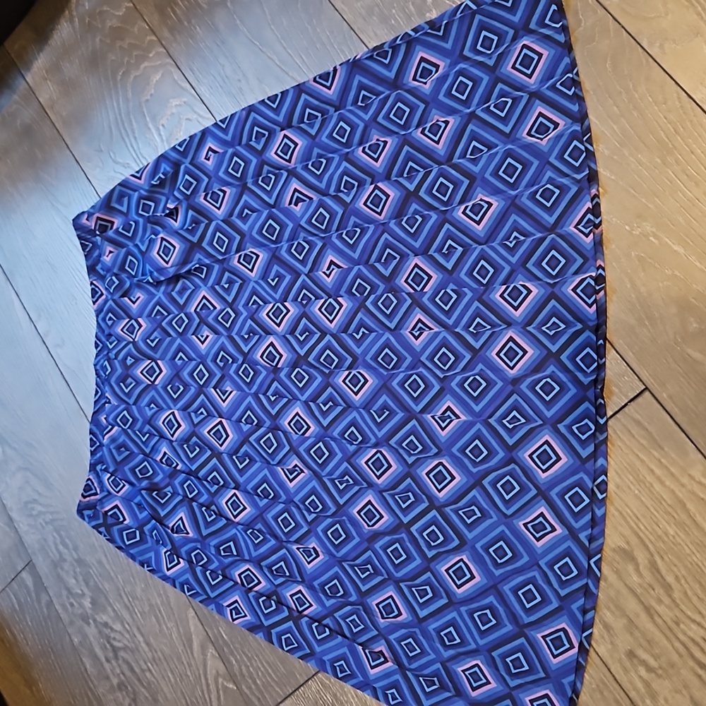 Leslie Fay geometric skirt